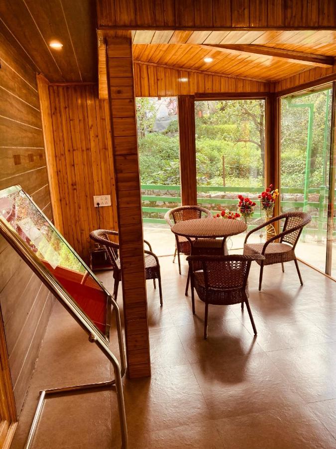 Vista Hill Resort- Centrally Heated & Air Cooled Resort, Manali 외부 사진