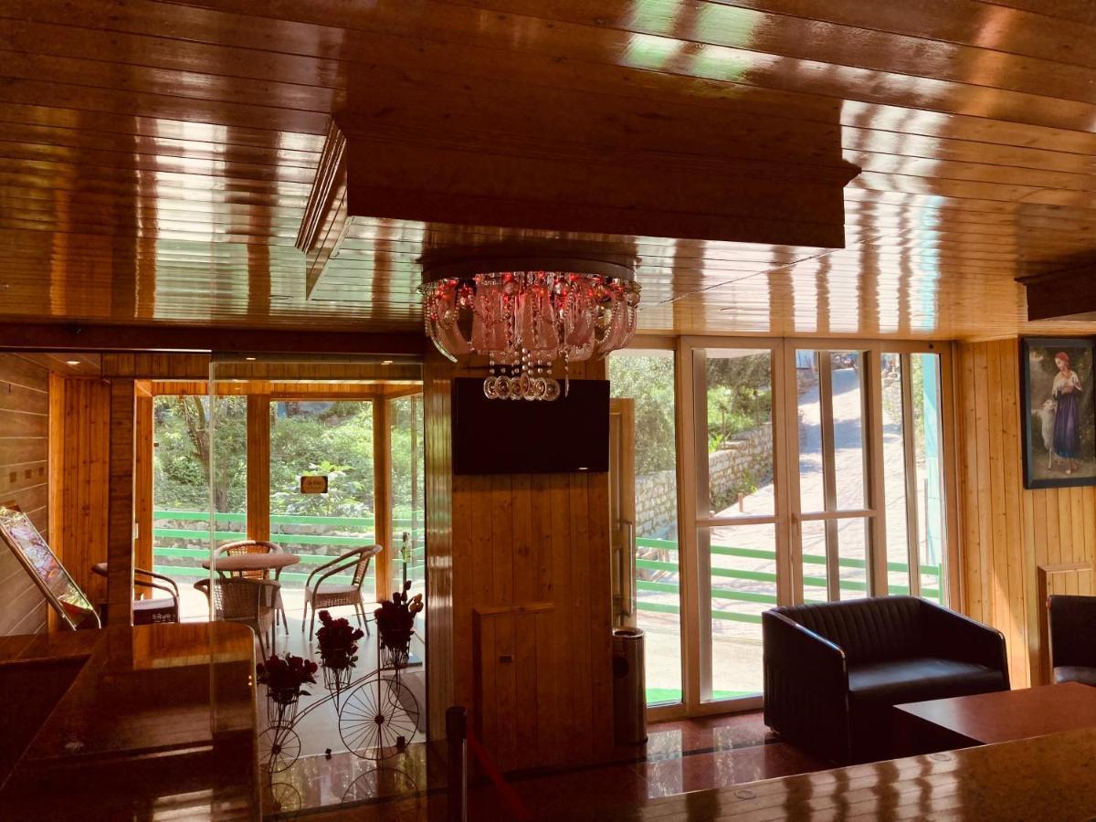 Vista Hill Resort- Centrally Heated & Air Cooled Resort, Manali 외부 사진