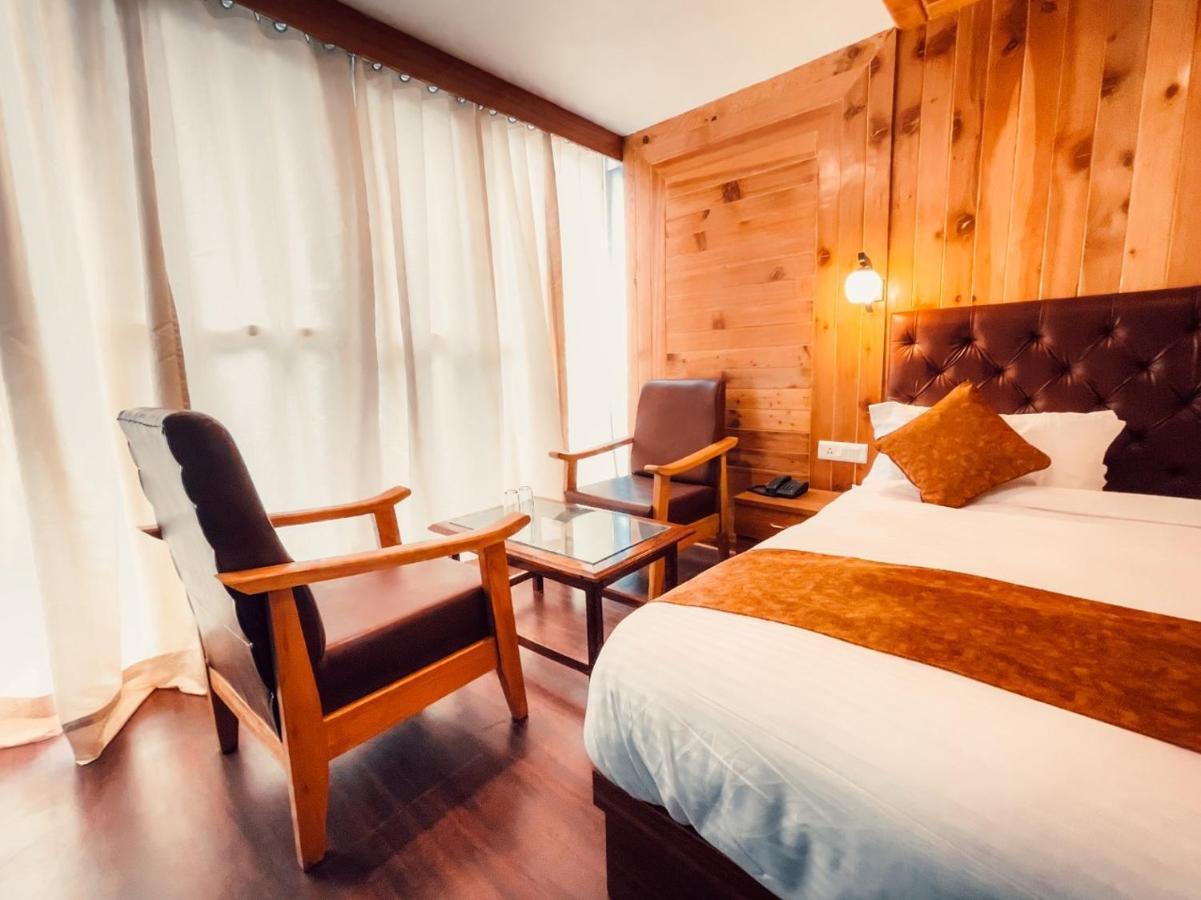 Vista Hill Resort- Centrally Heated & Air Cooled Resort, Manali 외부 사진